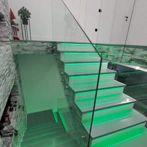 balustrada de sticla